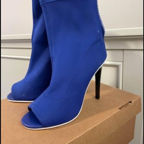 Aldo Blue Heeled Boot - Picture 2 of 3